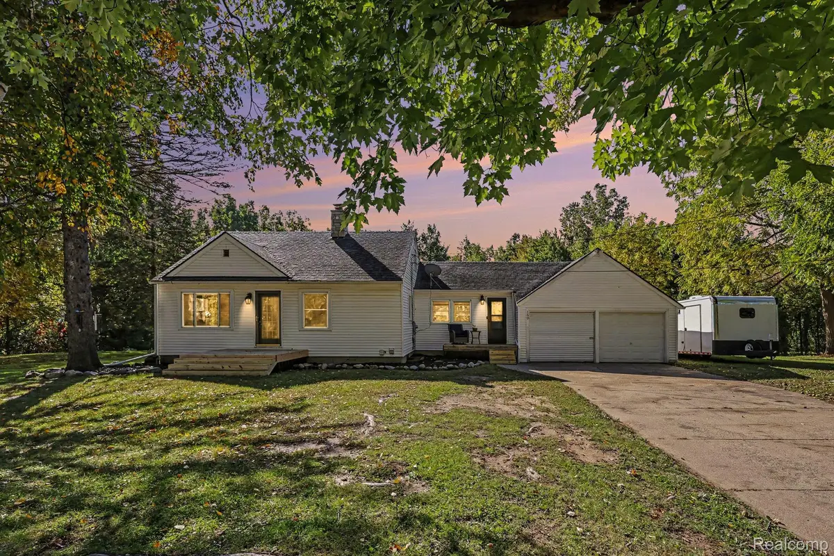 160 Collier Road, Auburn Hills, MI 48326 - #1