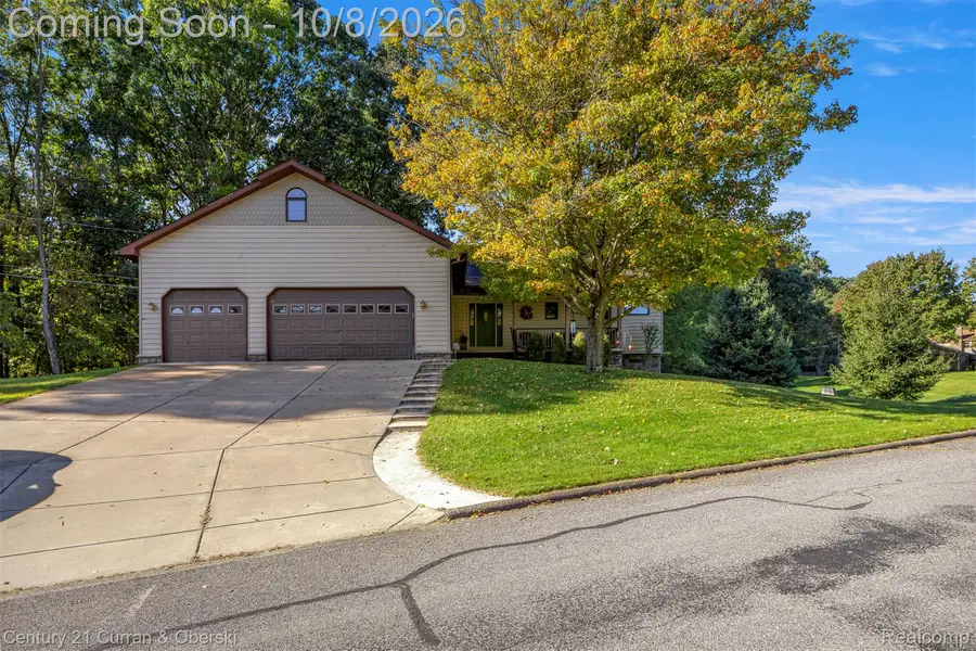 1021 Willow Lane, Howell, MI 48843 - #3