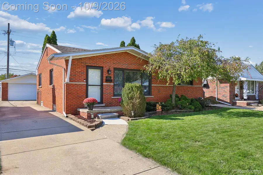 8167 August Avenue, Westland, MI 48185 - #2