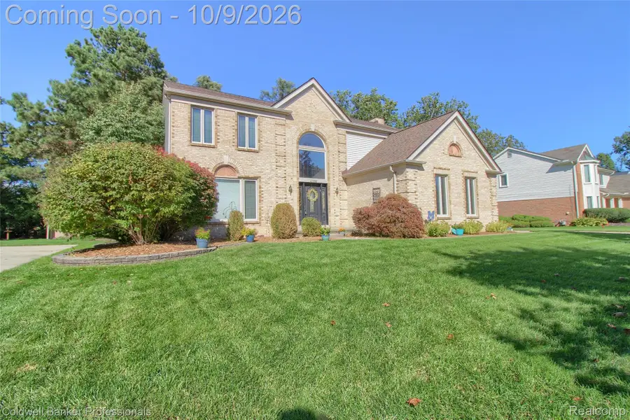 47166 Glenhurst Drive, Canton, MI 48187 - #2