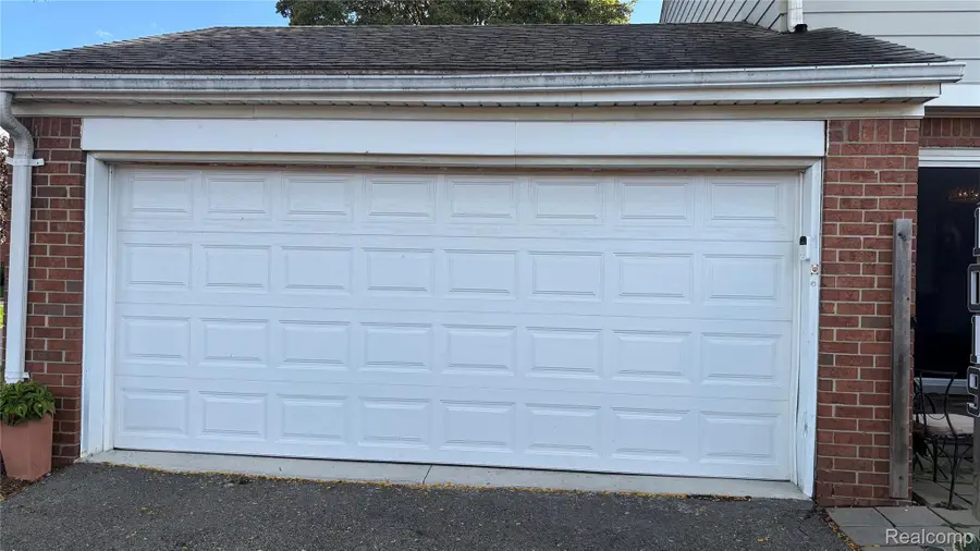1019 Woodbridge Street Se, Saint Clair Shores, MI 48080 - #3