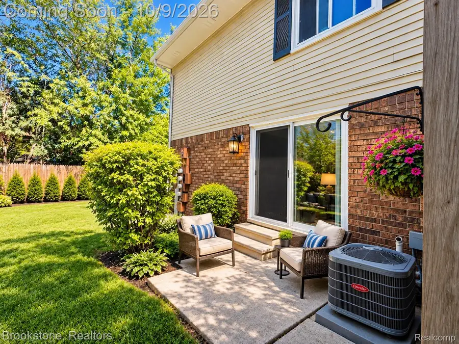 24459 Quad Park Lane, Clinton Township, MI 48035 - #2