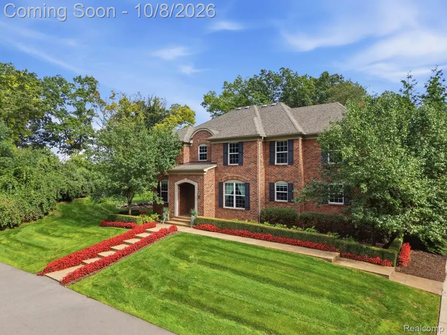 319 Greenan Lane, Orion, MI 48362 - #2