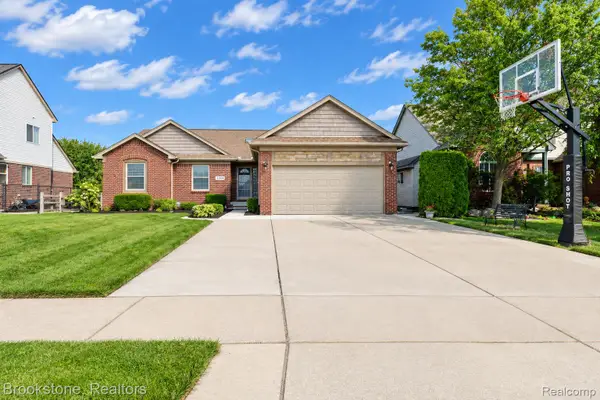 52270 Birch Court, Chesterfield, MI 48047