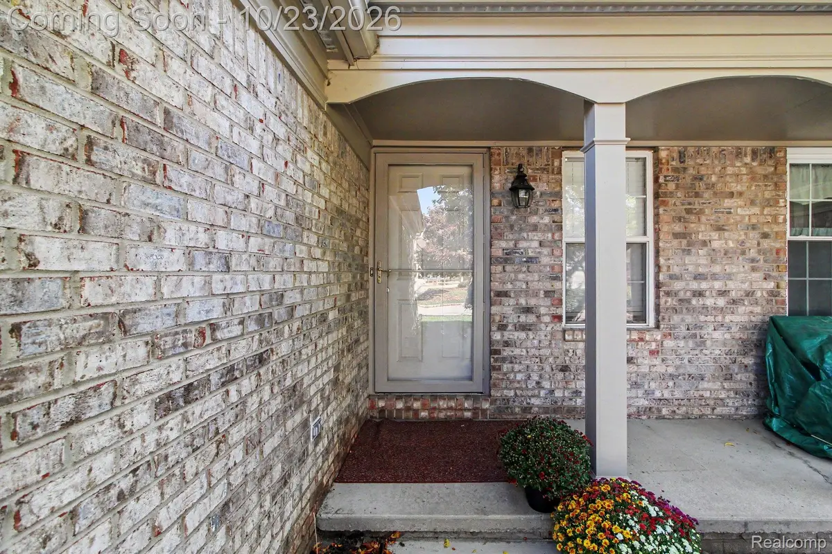 4595 Hunters Circle E, Canton, MI 48188 - #1