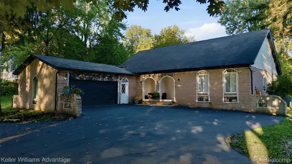 5355 W Doherty Drive, WestBloomfield, MI 48323