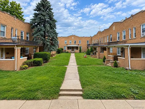 290 Liberty St. Unit 5, Pontiac, MI 48341