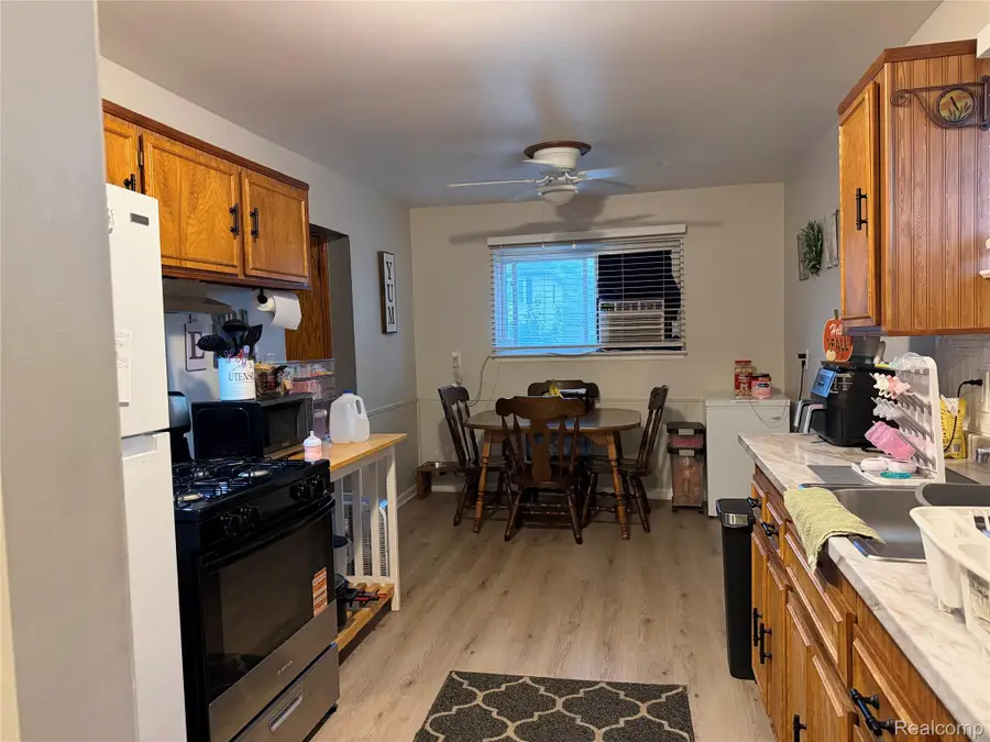 15549 Winston, Redford, MI 48239 - #2