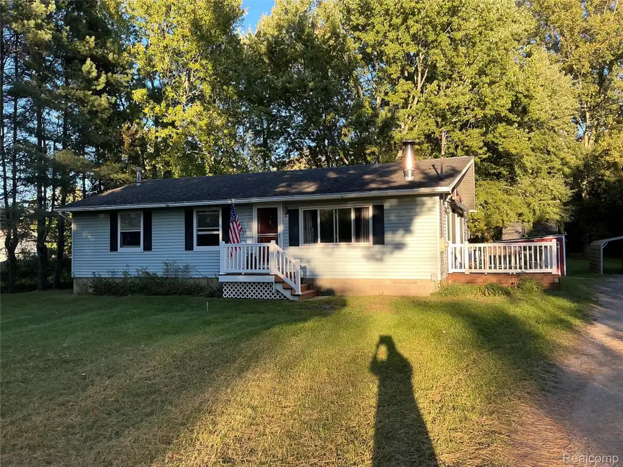 6266 Turner Road, Flushing, MI 48433 - #2