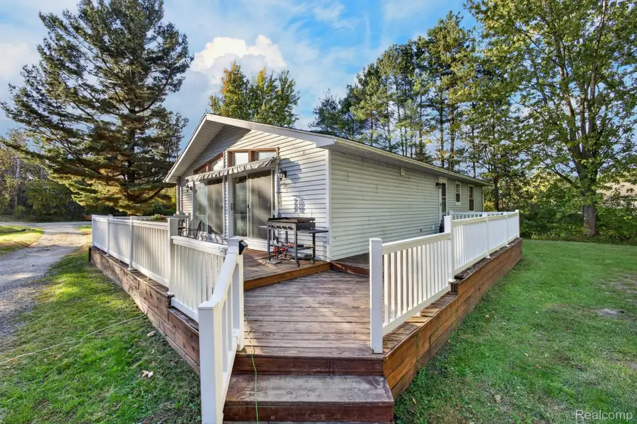 6266 Turner Road, Flushing, MI 48433 - #3