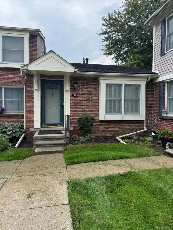 10110 Great Oaks Circle S #178, ClintonTwp, MI 48036