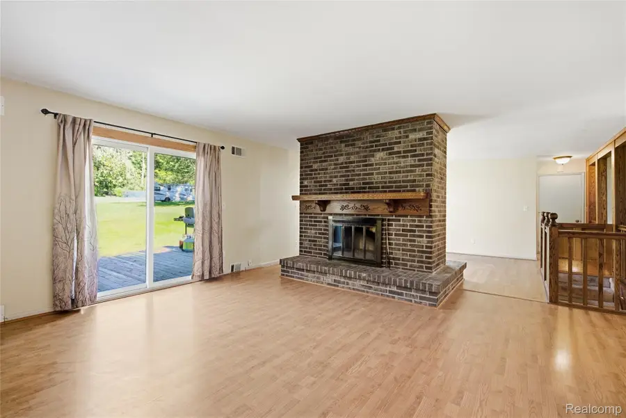 11301 Faussett Road, Fenton, MI 48430 - #3