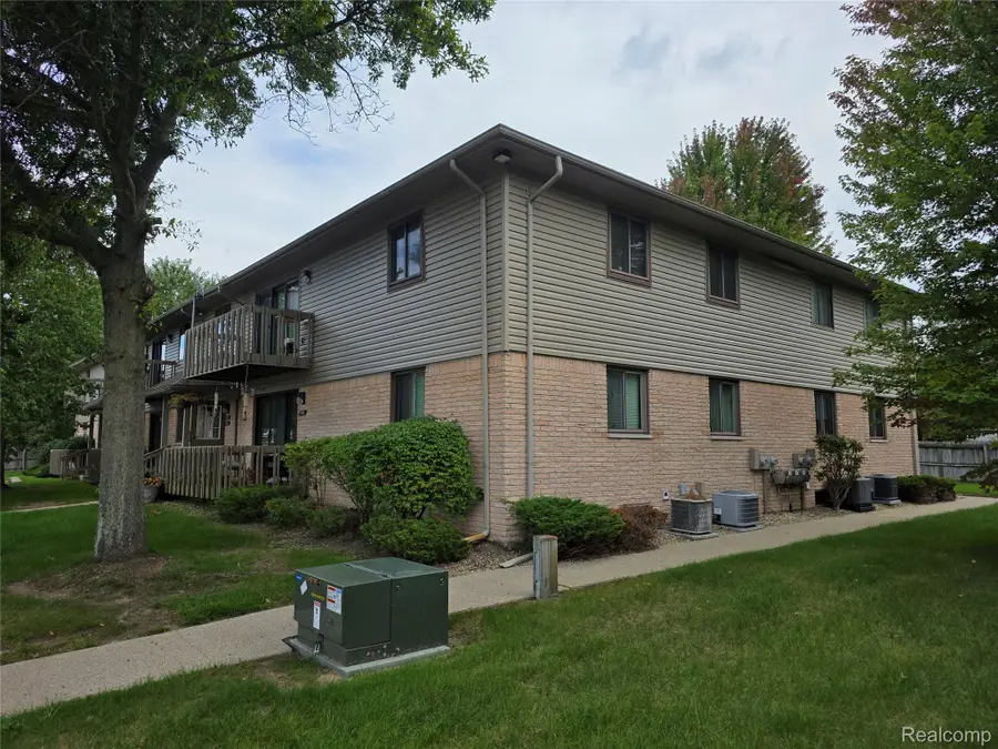 1164 Hillcrest Drive, Oxford, MI 48371 - #3