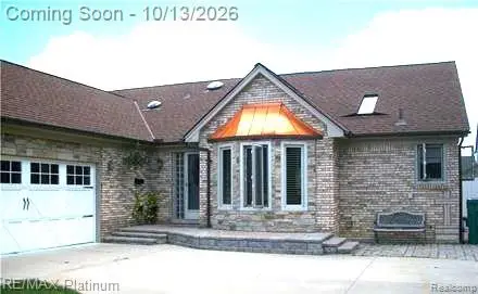 43940 Cadburry Drive, Clinton, MI 48038 - #1