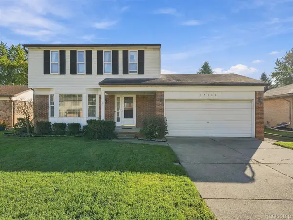 35808 Indigo Drive, SterlingHeights, MI 48310