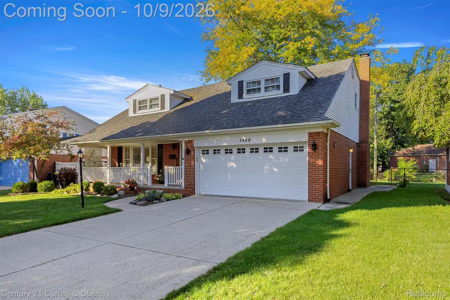 2460 Cambridge Street, Trenton, MI 48183 - #3
