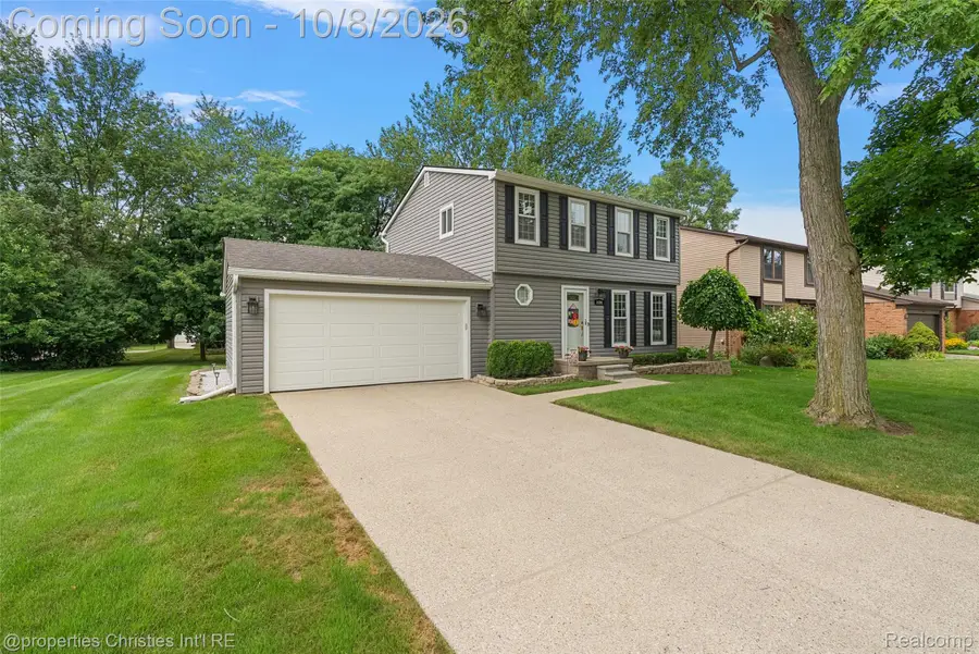 1696 Dancer Drive, Rochester Hills, MI 48307 - #2