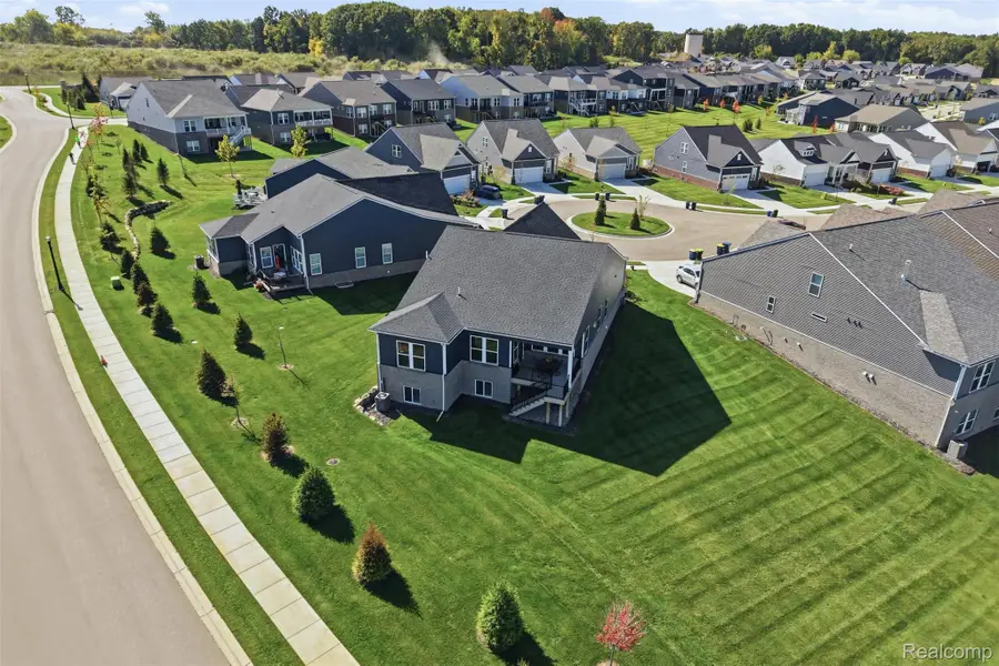 1562 Moss Drive, Milford, MI 48381 - #3