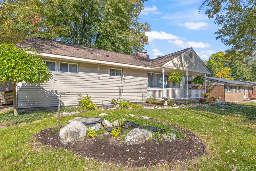 33718 Barrington Street, Westland, MI 48186 - #2
