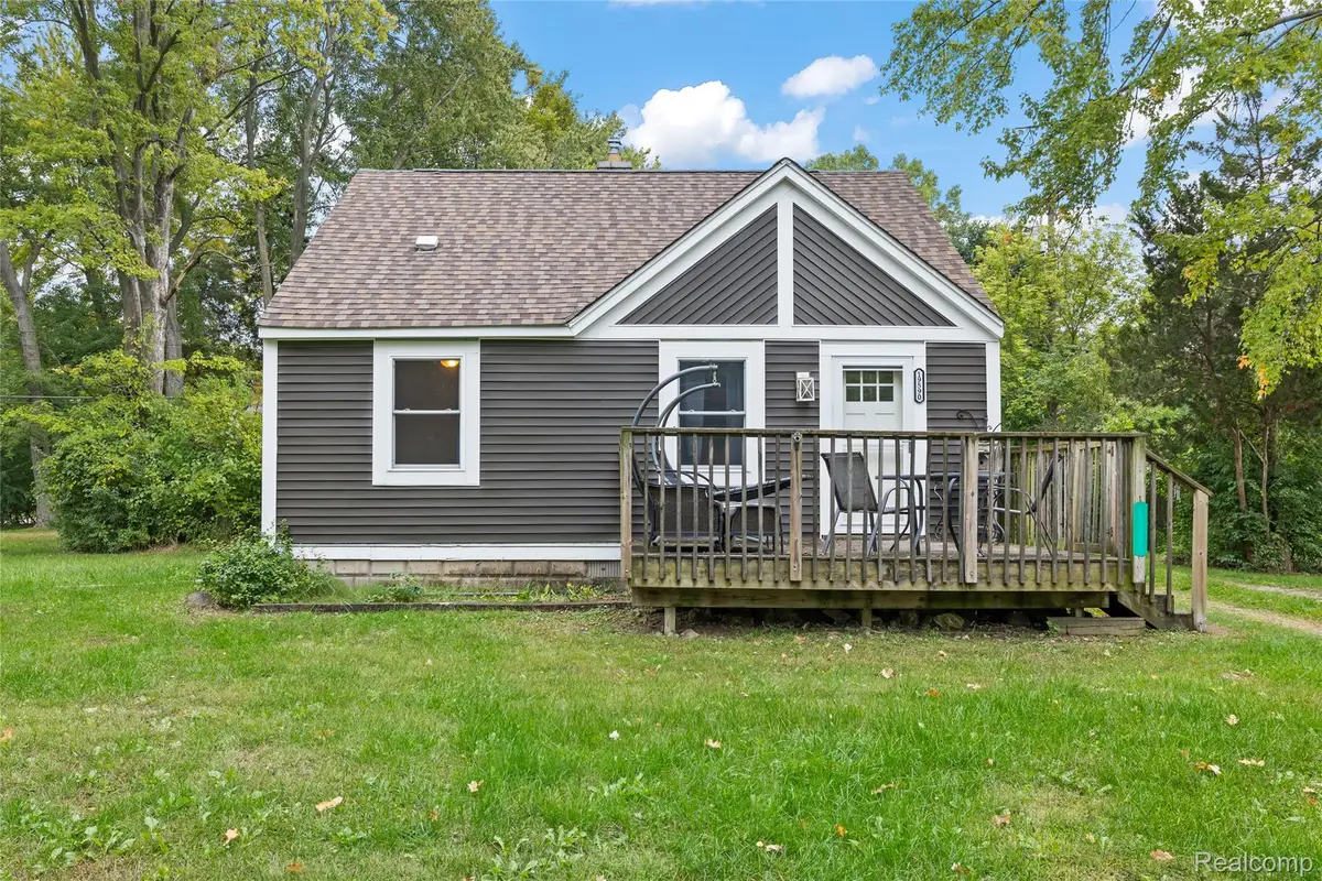 19590 Parkville Street, Livonia, MI 48152 - #1