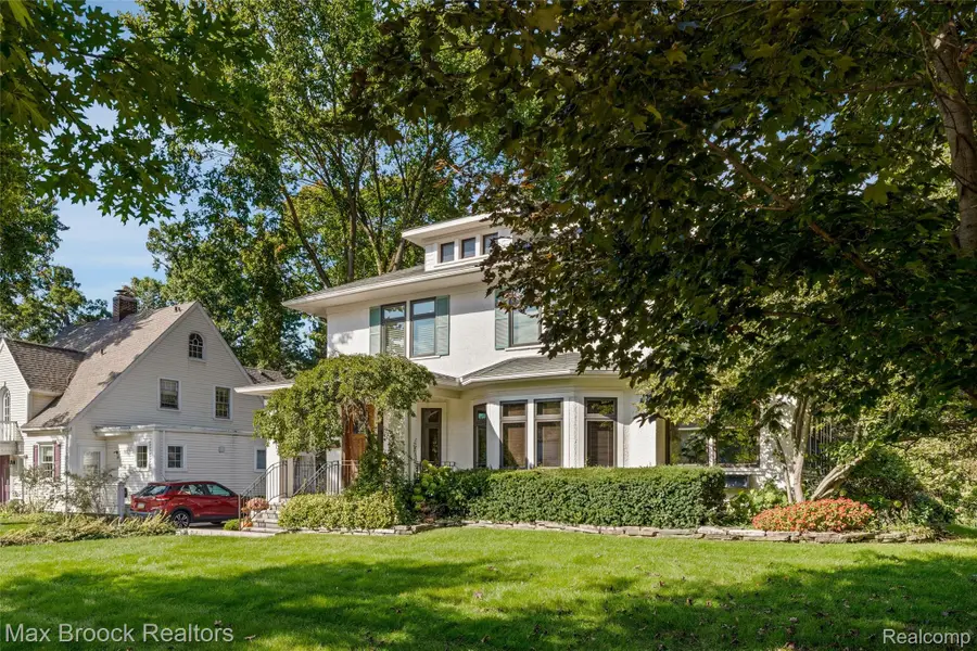 18 Kenberton Drive, Pleasant Ridge, MI 48069 - #3