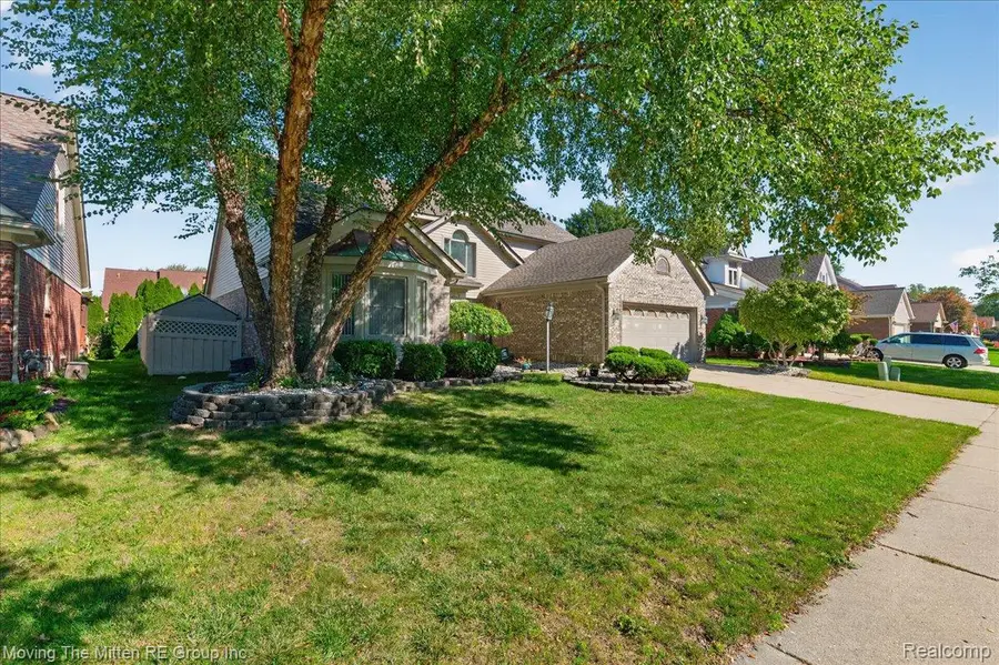 22290 Genesis Drive, Woodhaven, MI 48183 - #2