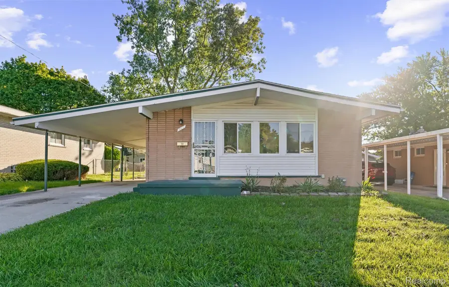 466 Thors Street, Pontiac, MI 48342 - #3
