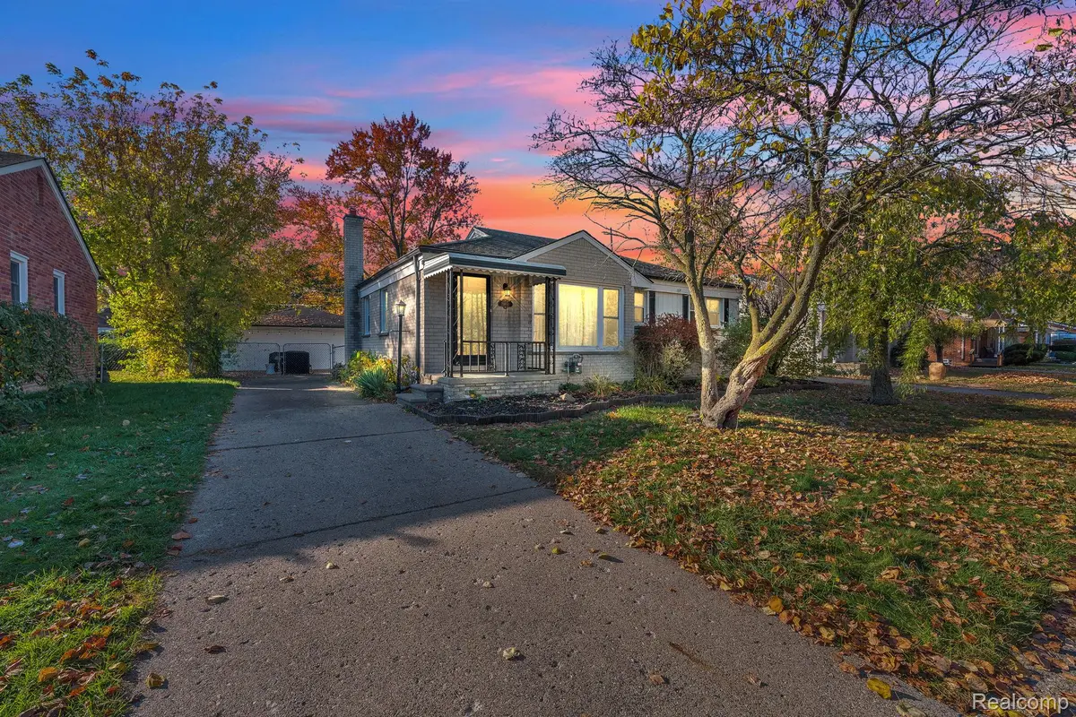 29653 Macintyre Street, Livonia, MI 48150 - #1