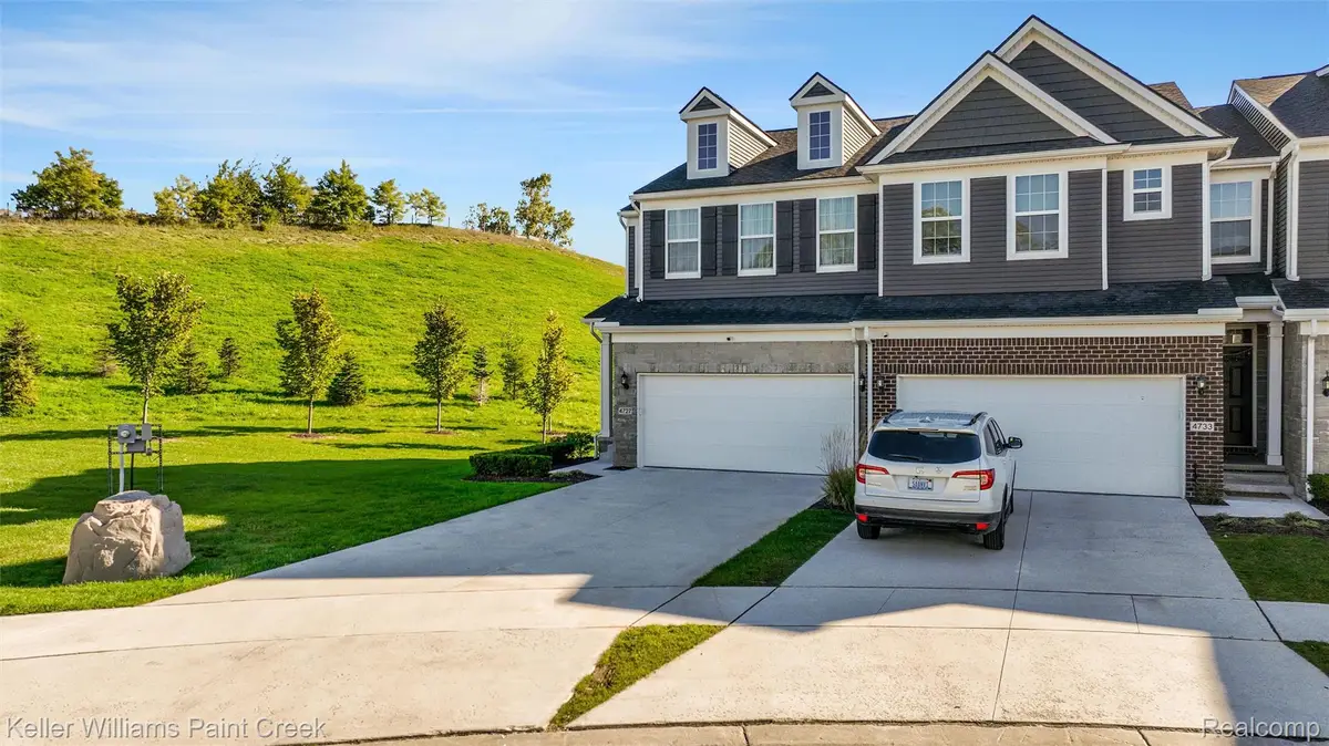 4727 Broomfield Way, Orion, MI 48359 - #1
