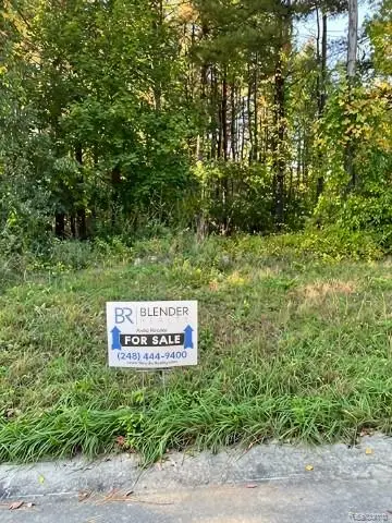3743 Kerriel Court, CommerceTwp, MI 48382