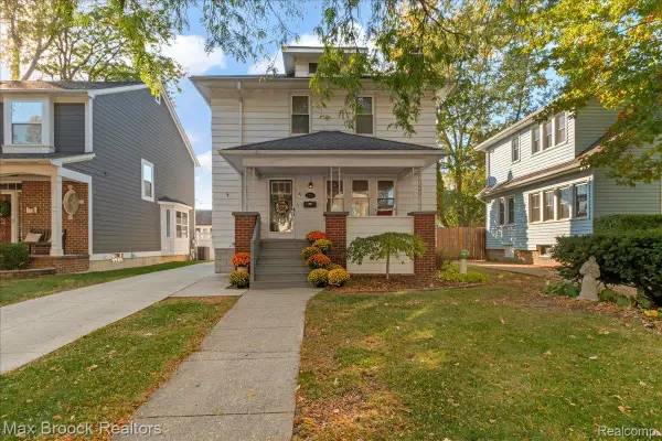 1218 Longfellow Avenue, RoyalOak, MI 48067
