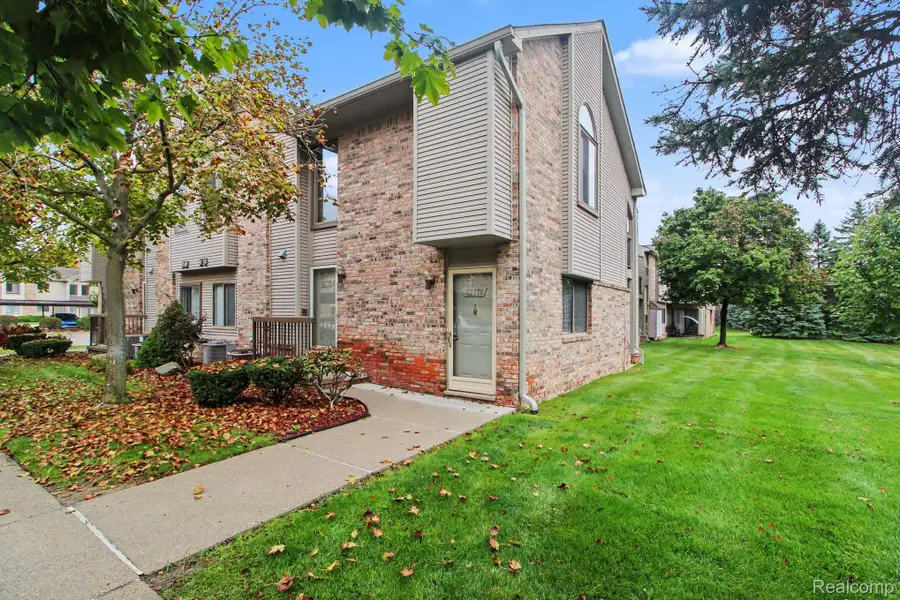 42776 Lilley Pointe Drive #171, Canton, MI 48187 - #2