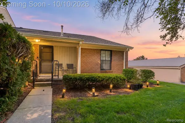 31218 Country Way, FarmingtonHills, MI 48331