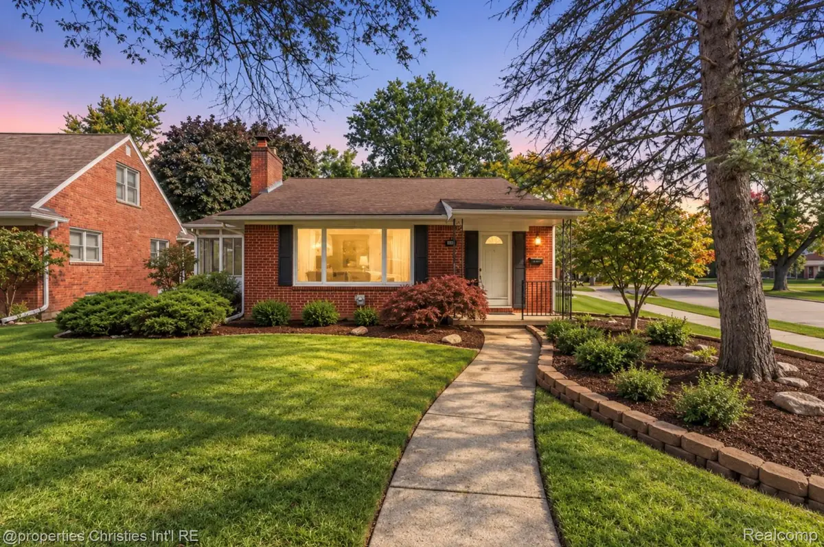 4326 N Verona Circle, Royal Oak, MI 48073 - #1