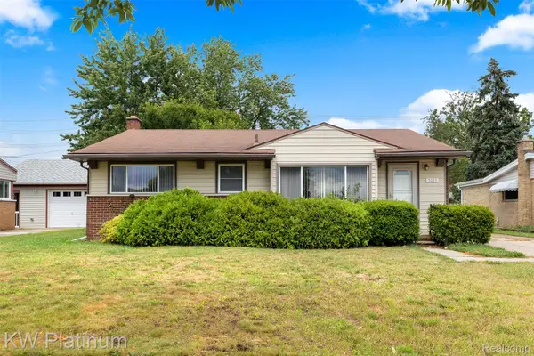 5043 Arden Avenue, Warren, MI 48092