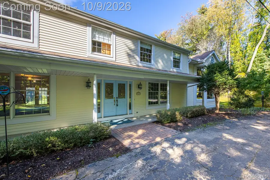 9391 Allen Road, Clarkston, MI 48348 - #3