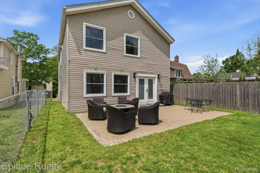 72 N North Shore Drive, Lake Orion, MI 48362 - #2