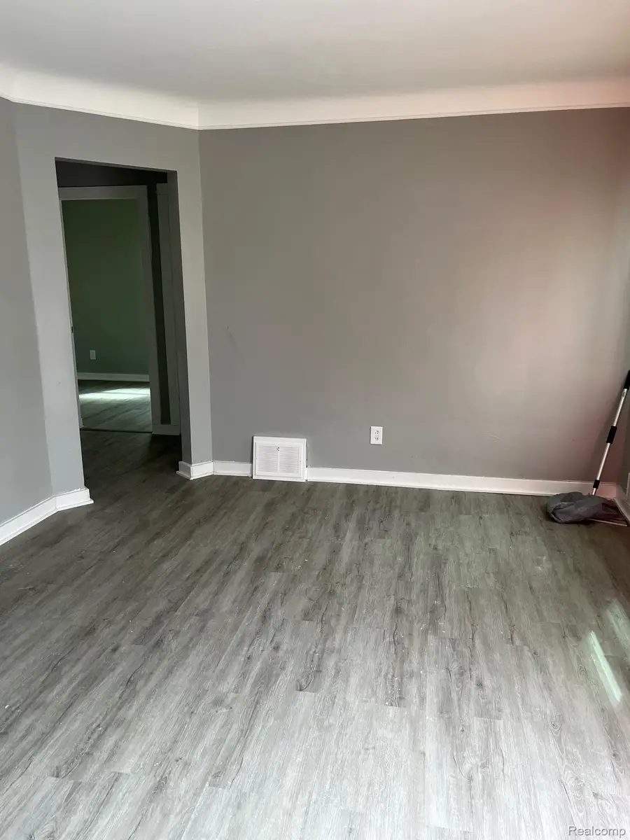 9078 Artesian Street, Detroit, MI 48228 - #3