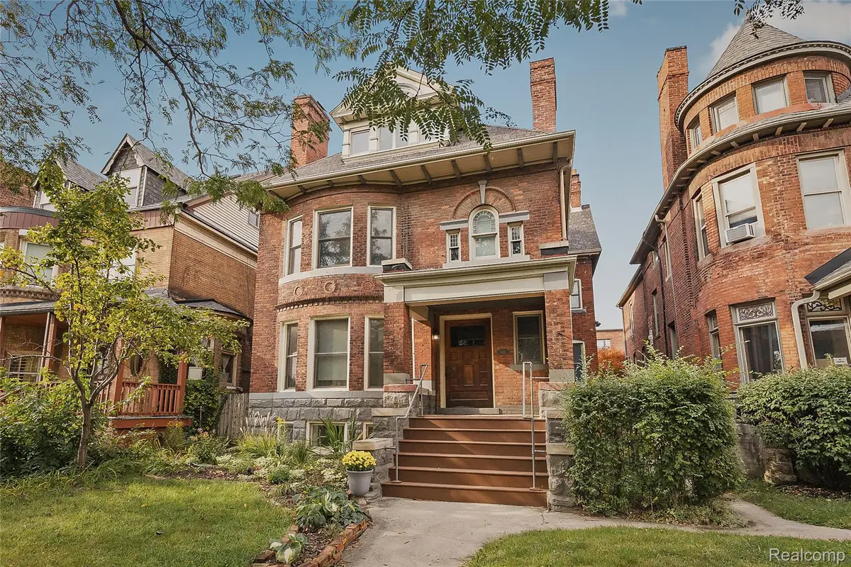 658 W Forest Avenue #1, Detroit, MI 48201 - #1