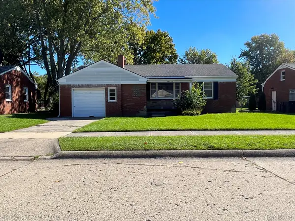 28400 Ursuline Street, StClairShores, MI 48081