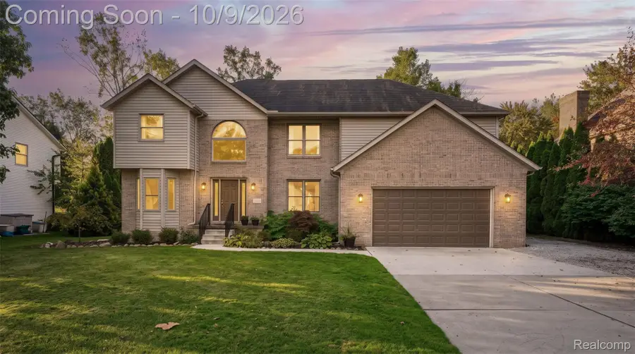 1165 Joanwood DR, Marysville, MI 48040 - #2