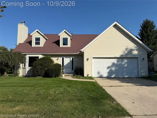 1486 Middlewood DR, Saline, MI 48176