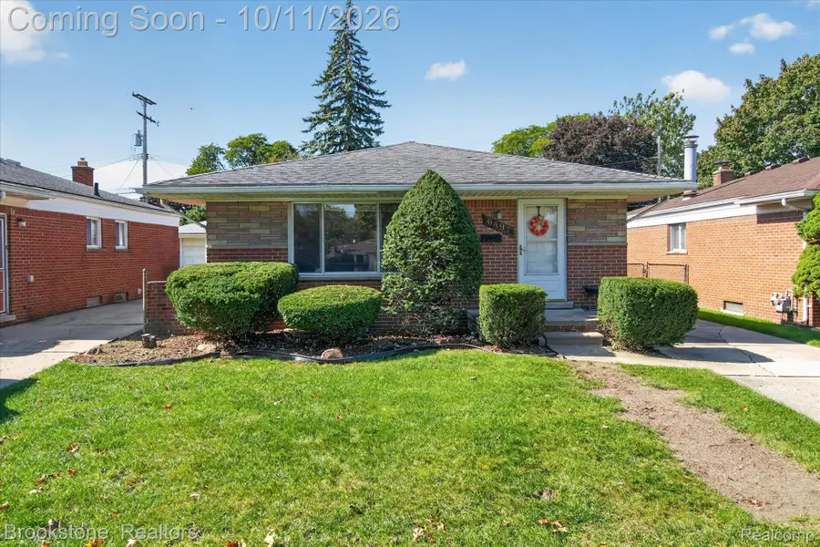 6497 Nightingale ST, Dearborn Heights, MI 48127 - #3