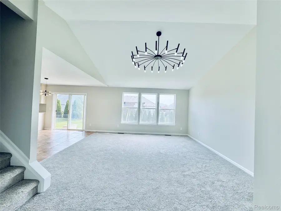 56602 Winding Creek DR, Macomb, MI 48042 - #2