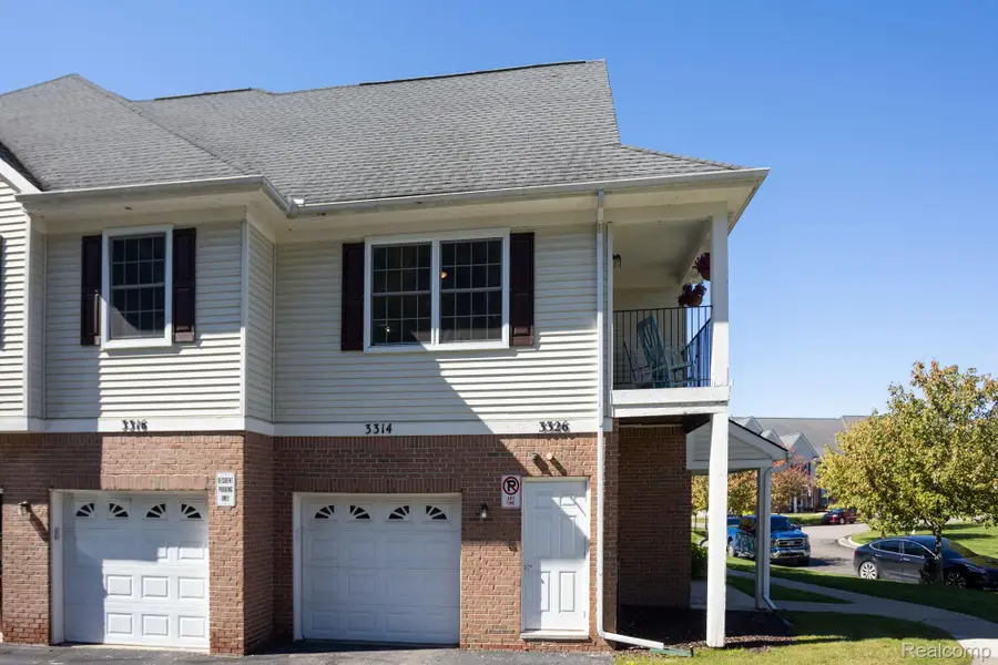 3314 Kneeland CIR 9-A # 114, Howell, MI 48843 - #2