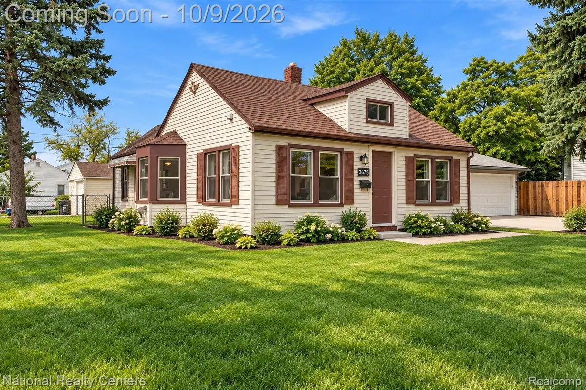 20875 Elroy AVE, Warren, MI 48089 - #1