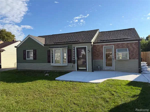 26560 Lehner ST, Roseville, MI 48066