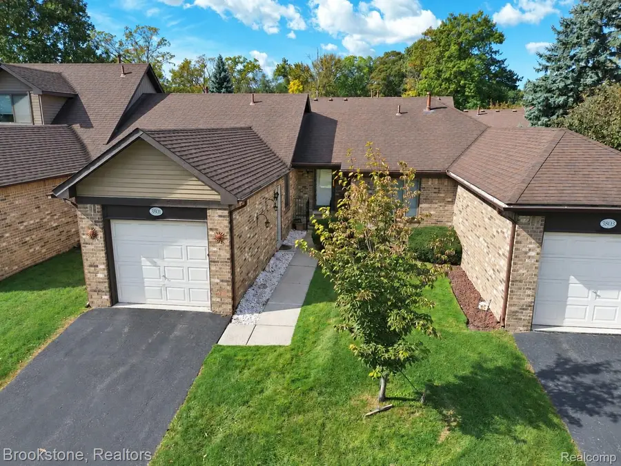 3801 Heritage PKWY, Dearborn, MI 48124 - #2