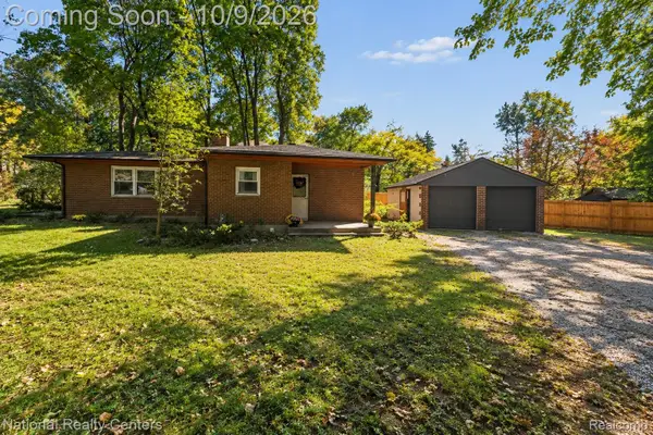 2444 Packard ST, AnnArbor, MI 48104