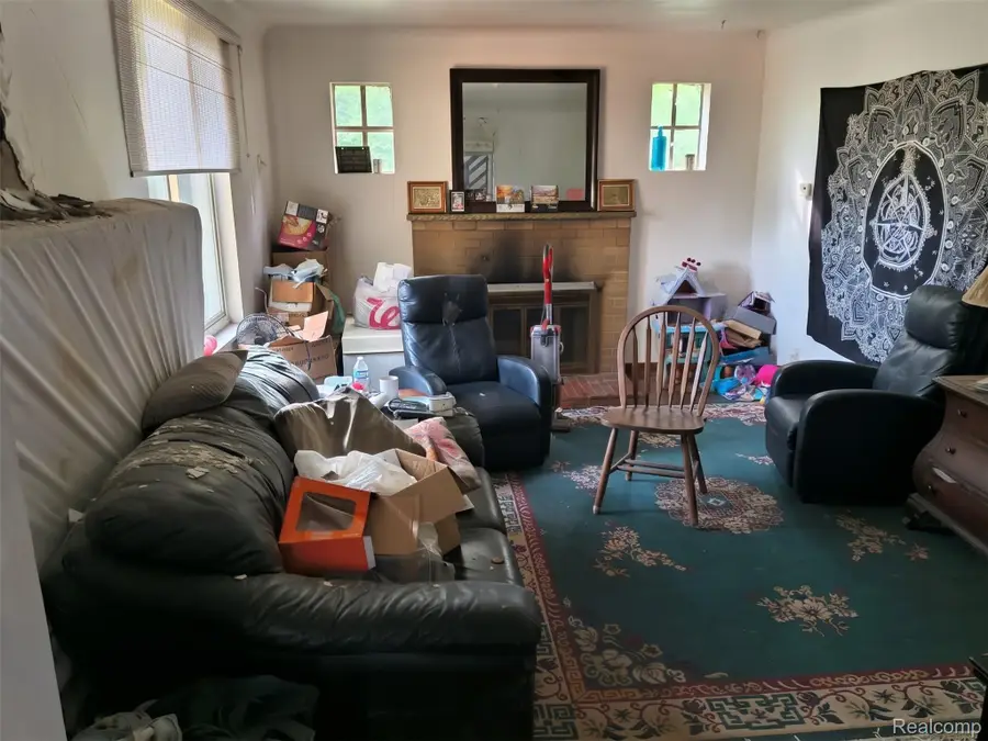 22725 Quinn RD, Clinton Township, MI 48035 - #3